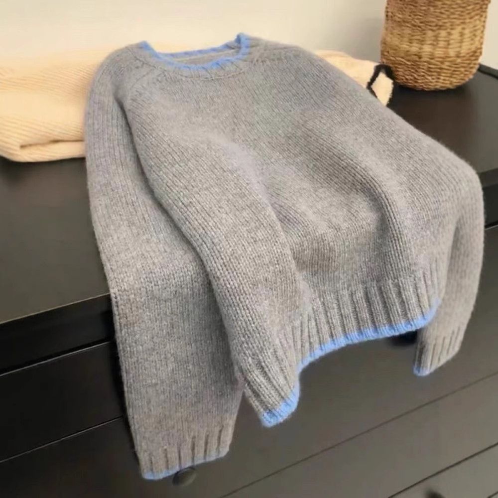 Women's Loose Colorblock Round Neck Short Wool Knitted Sweater